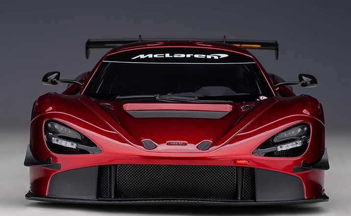 McLAREN 720S GT3 VOLCANO RED in 1:18 scale by AUTOart