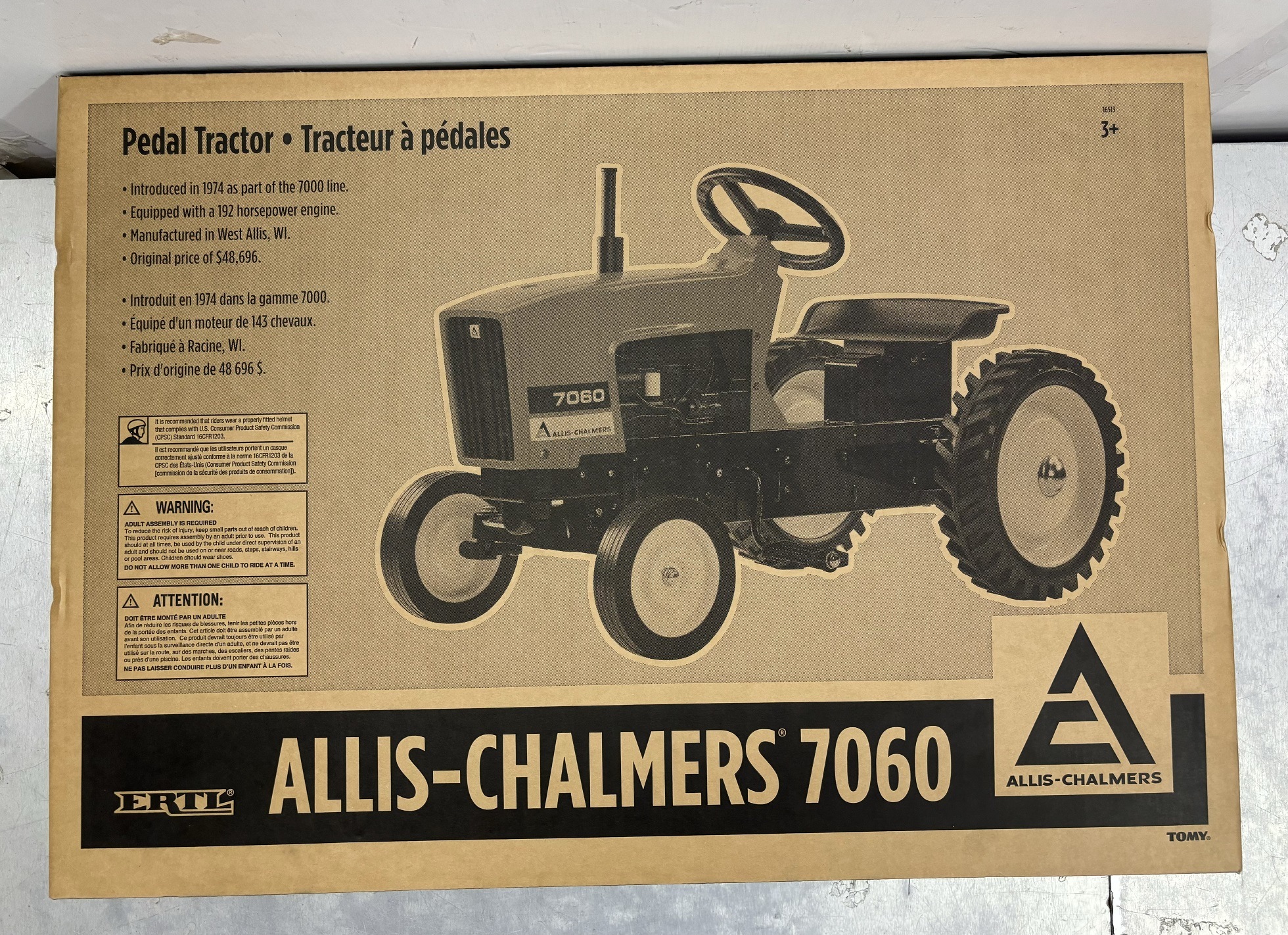 Allis Chalmers 7060 Pedal Tractor RIDE ON TRACTOR by ERTL, image size:1960x1422