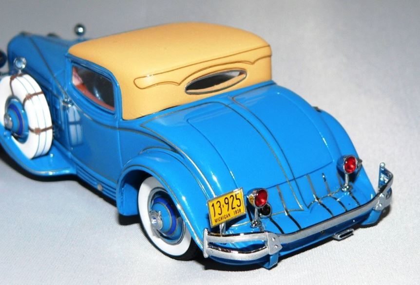1929 Cord L-29 Coupe by Hayes for Count Alexis de Sakhnoffsky blue 1/43 resin-EMUS43003A