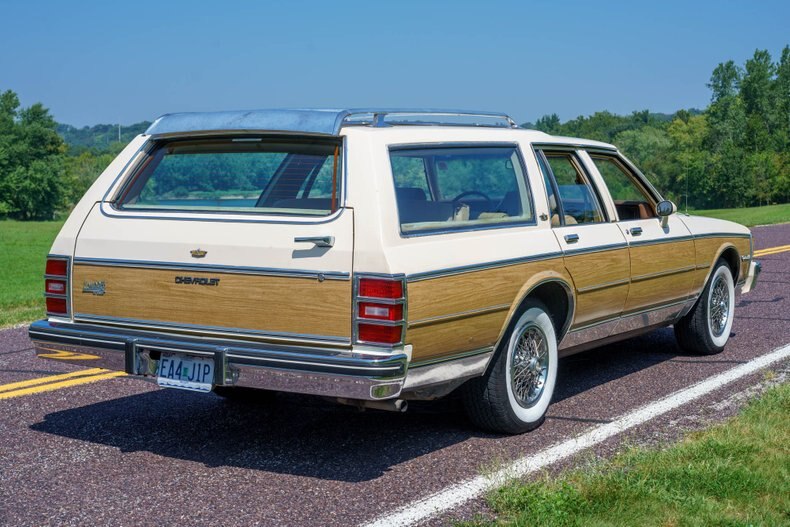 Caprice Estate Station Wagonnull