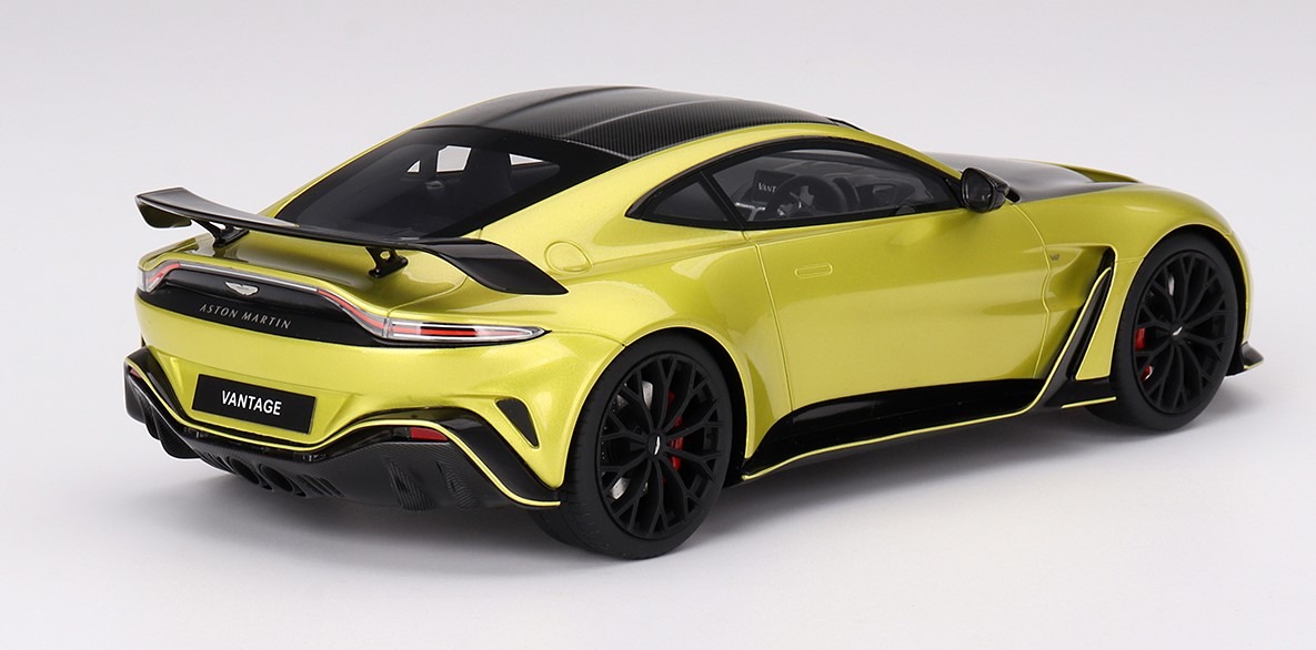 Modèle Réduit Aston Martin V12 Vantage 1:18 - Jaune Cosmopolitan - Marque Truescale - Neuf