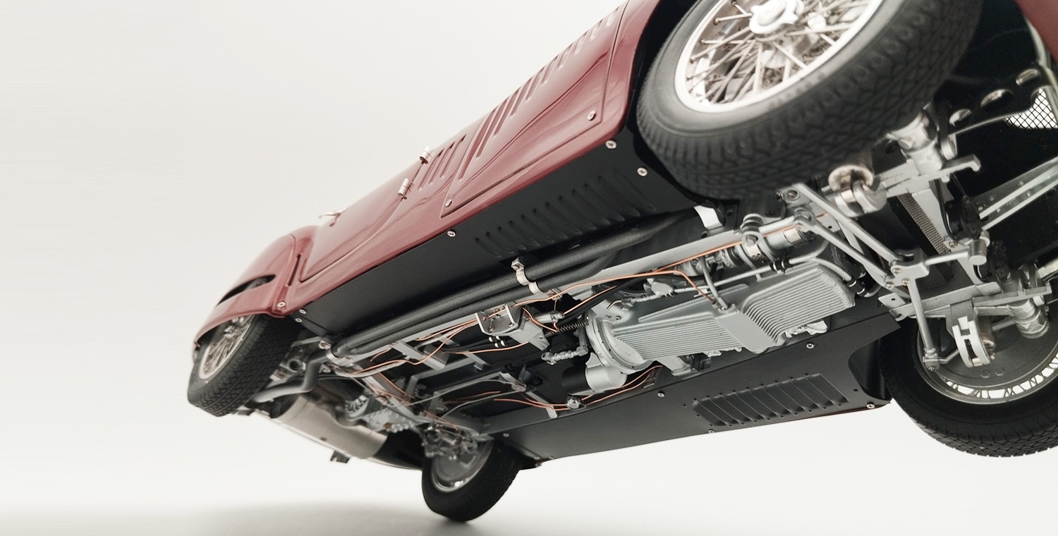 ミニカー CMC ALFA ROMEO 8C 2900B 1938 CMC Alfa-Romeo 8C 2900 B Speciale Touring Coupe, 1938, scale 1/12