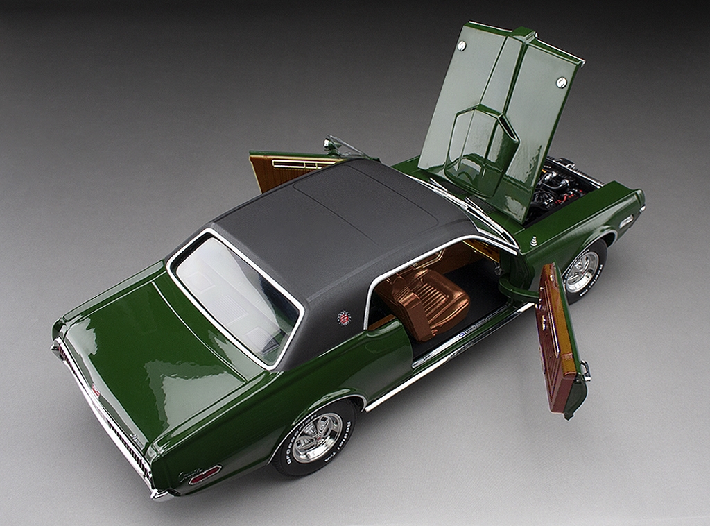 1968 Mercury Cougar XR7-G Augusta Green in 1:18 scale by Sun Star