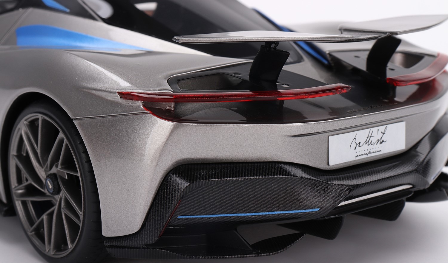 Pininfarina Battista 2019 grise (Truescale) 1/43e
