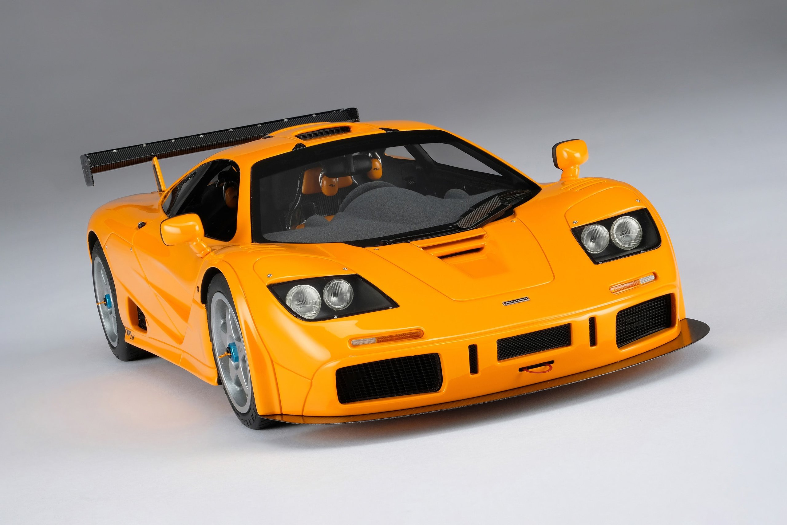 絶版1/18ut マクラーレンF1 ＬＭ 絶版1/18ut マクラーレンF1 LM McLaren F1 LM – Amalgam