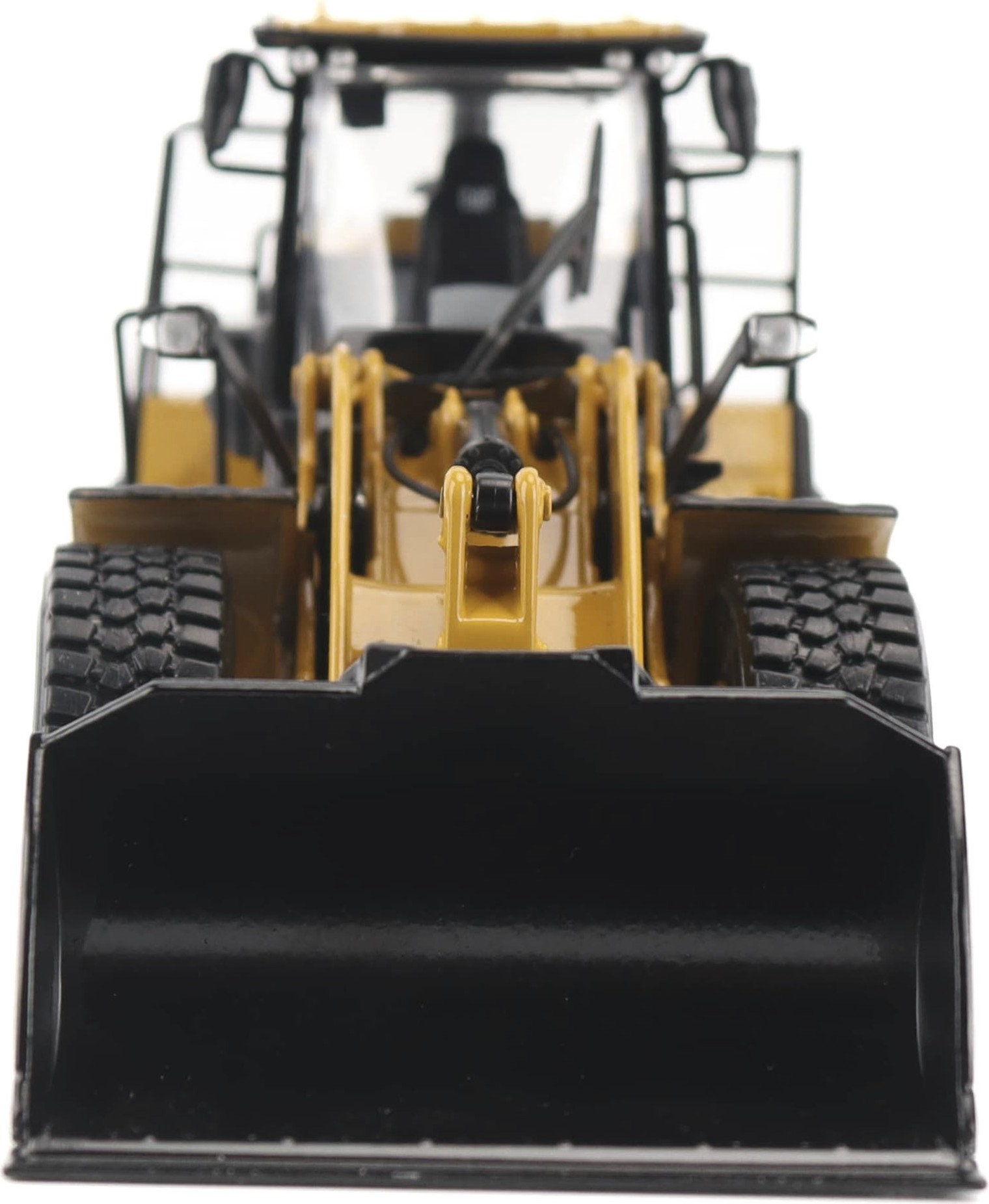Cat 950 Wheel Loader in 1:50 scale by Diecast Masters