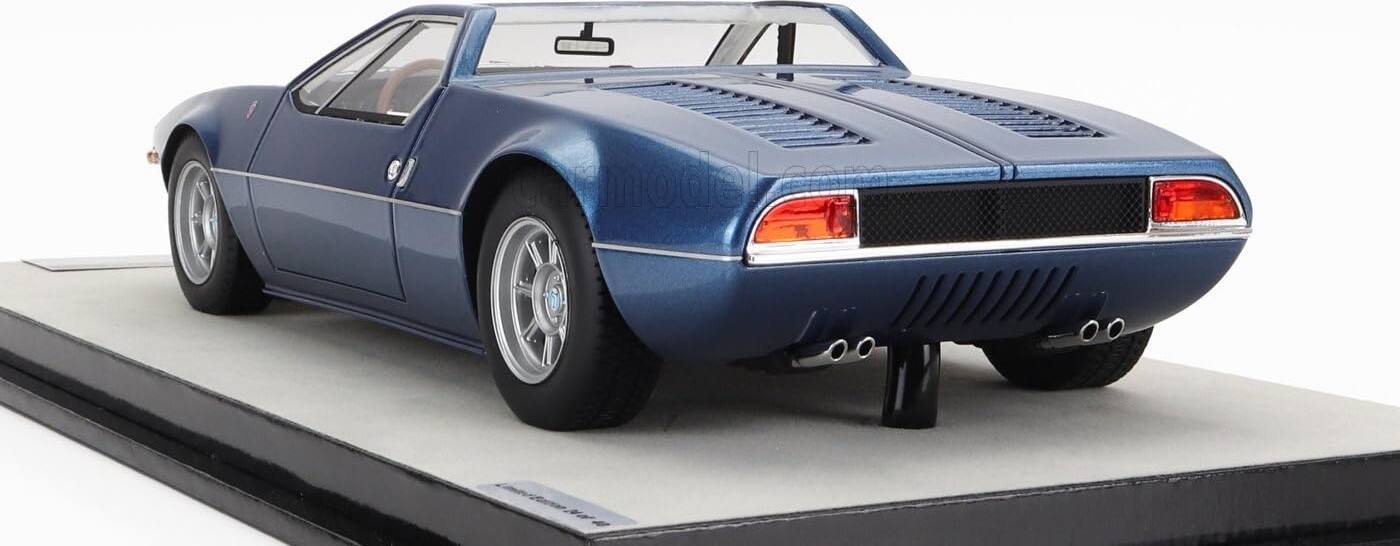 1966 DeTomaso Mangusta Spyder metallic blue in 1:18 scale by