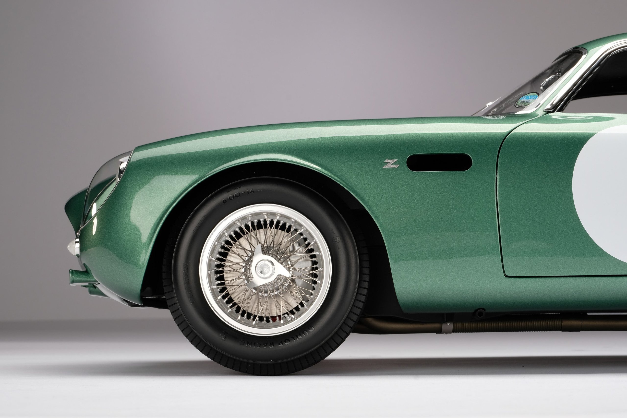 1961 ASTON MARTIN DB4 GT ZAGATO in 1:8 scale by Amalgam