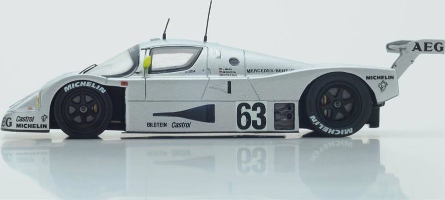 Sauber Mercedes C9 ミニカー 63号車 1989 Sauber-Mercedes C9 No.63 Winner Le Mans 1:43 by Spark