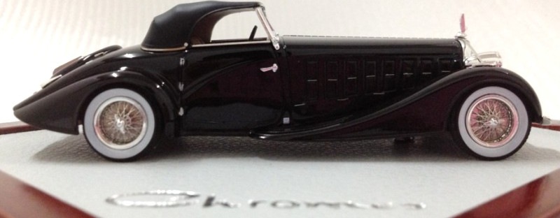 1934 Voisin C15 Saliot Roadster Resin Model Car in 1:43 Scale by