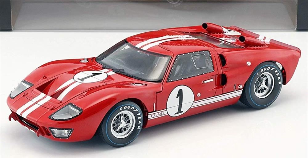 1966 Ford GT40 Mk II #1 1:18 by Shelby Collectibles