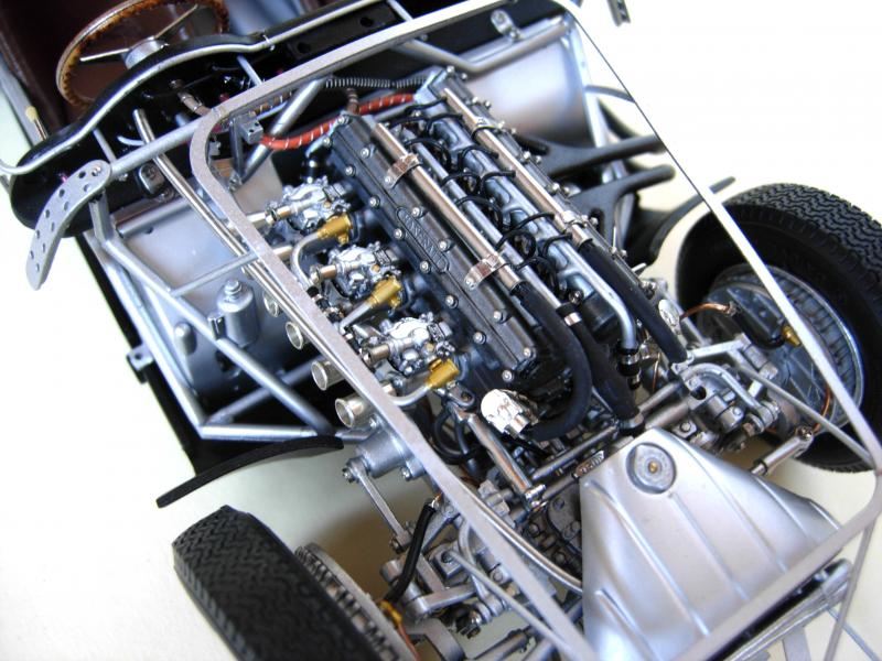 2台セット CMC 1/18 リミテッドエディション マセラティ 300S CMC