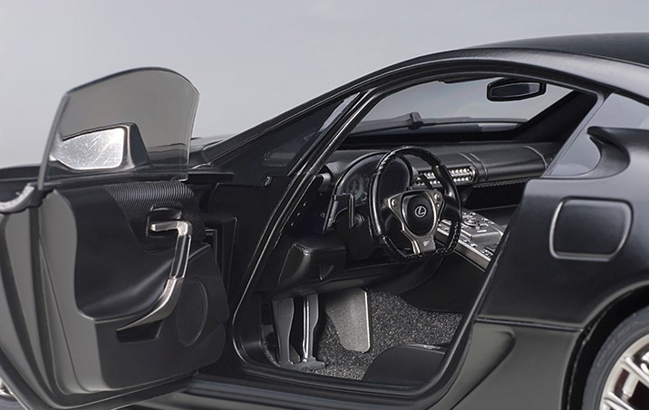 LEXUS LFA (MATT BLACK) in 1:18 scale by AUTOart