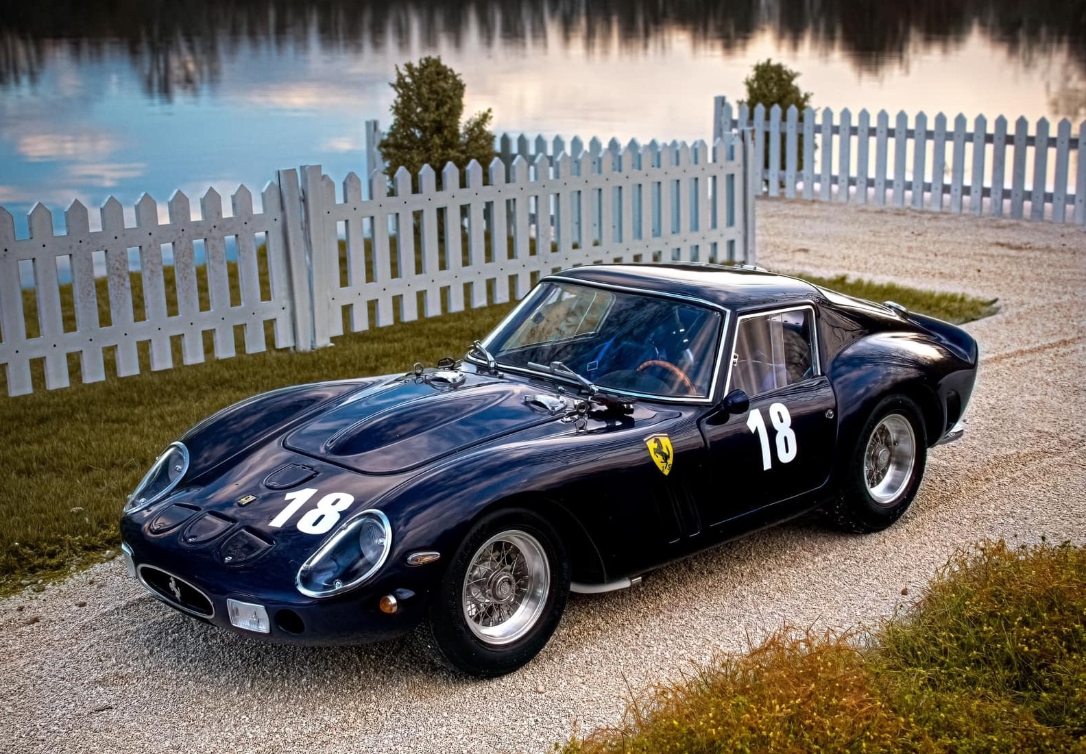 Ferrari 250 GTO Blue in 1:18 scale by CMC