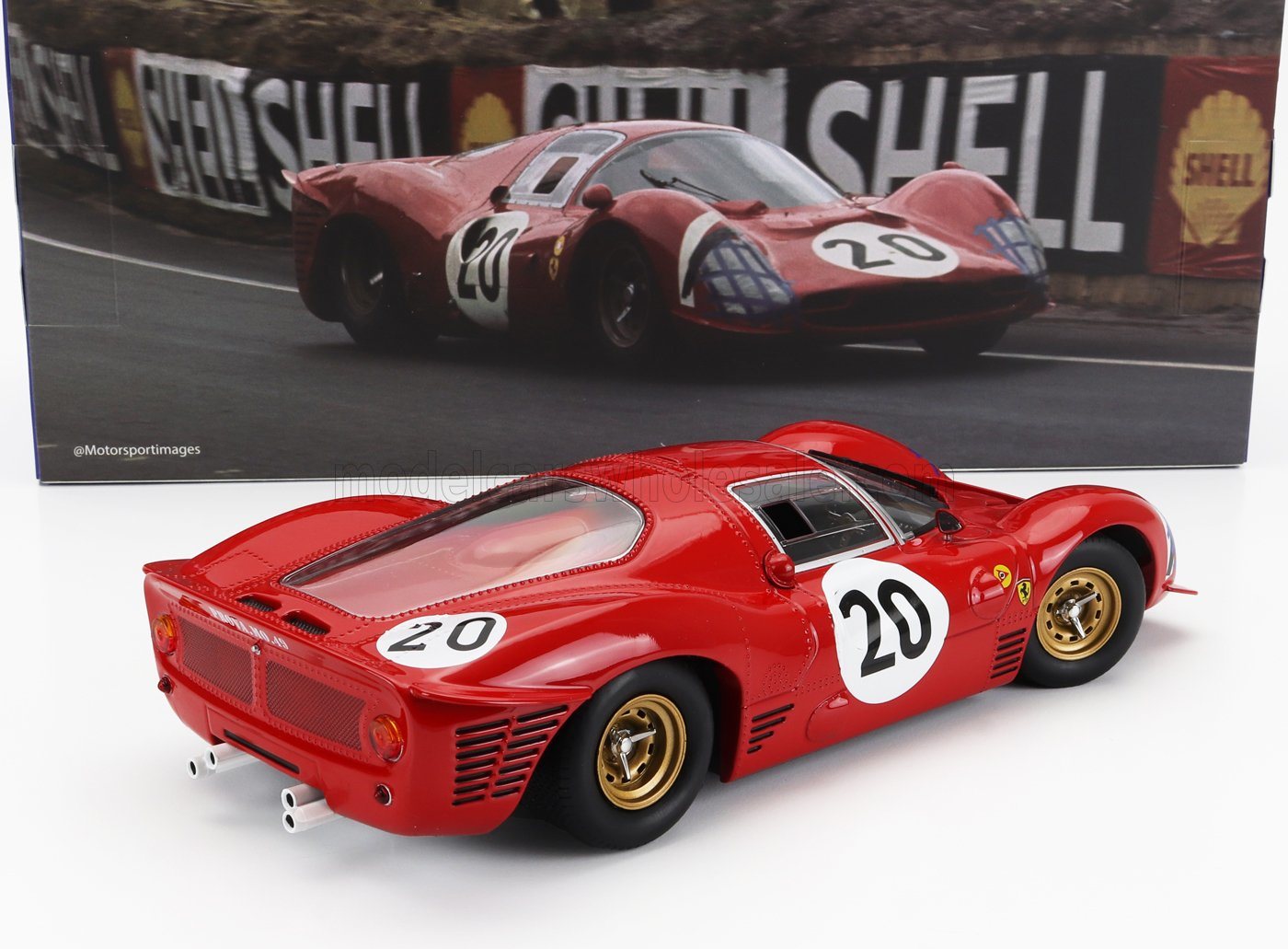 Ferrari 330 P3 4.0L V12 Coupe #20 24h Le Mans 1966 in 1:18