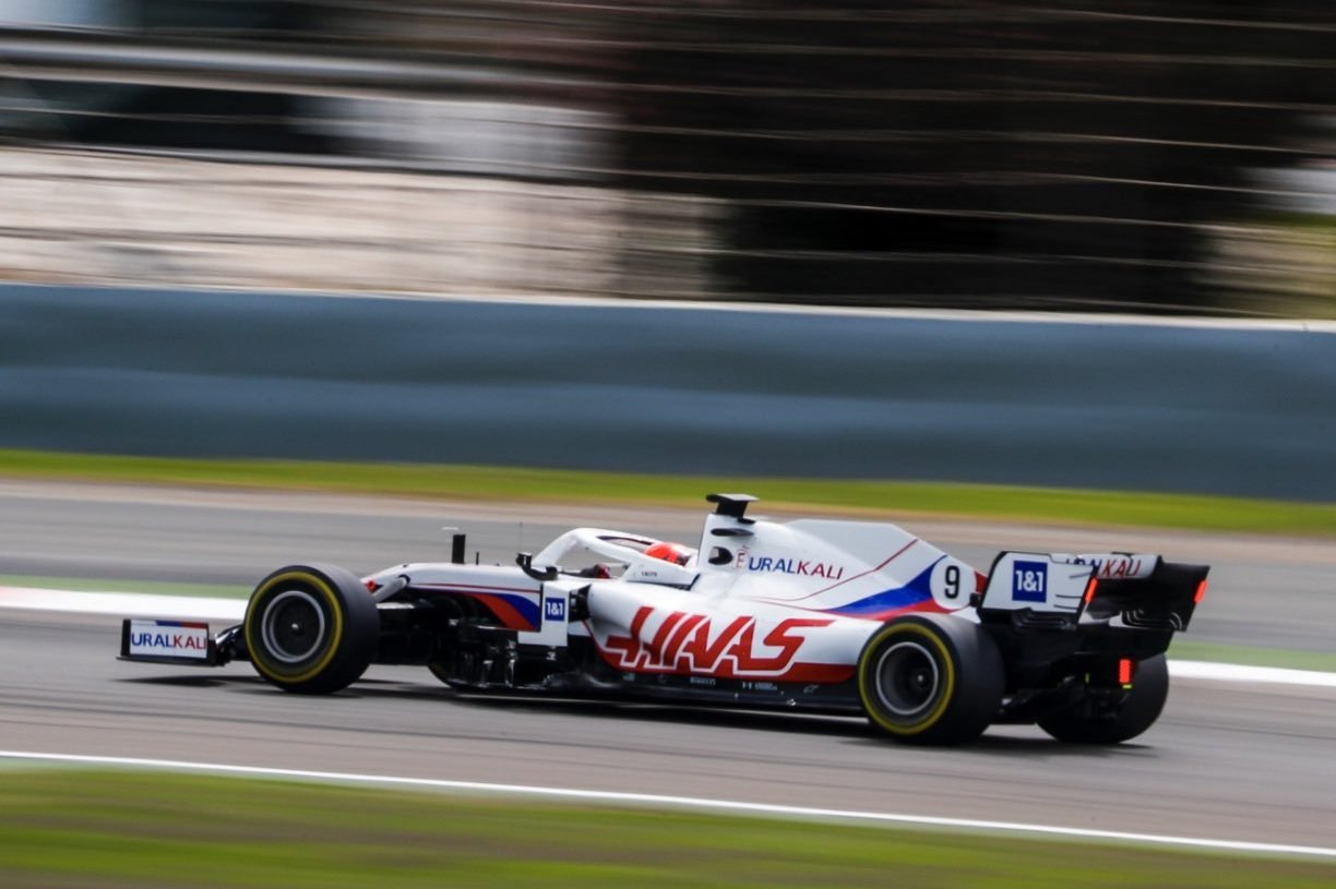 F1: Haas lança VF-21, carro da estreia de Schumacher e Mazepin