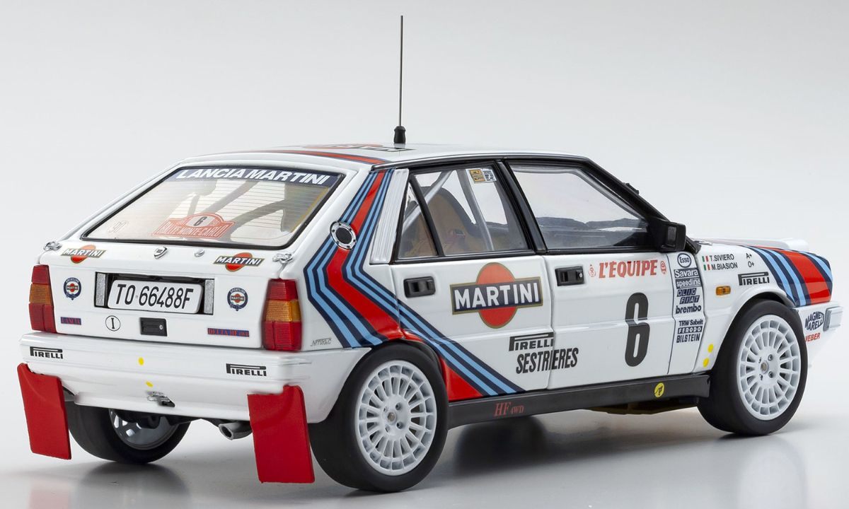 ミニカー KYOSHO LANCIA DELTA HF integrale 6 1:18 Lancia Delta HF 4WD #6 1:18 by Kyosho Diecast Models