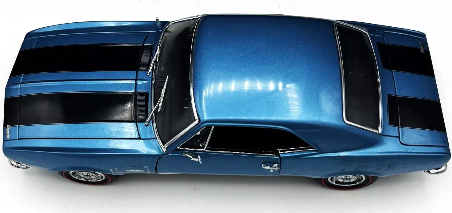 1967 CHEVROLET Camaro Z/28 Sport Coupe blue in 1:24 by Danbury Mint