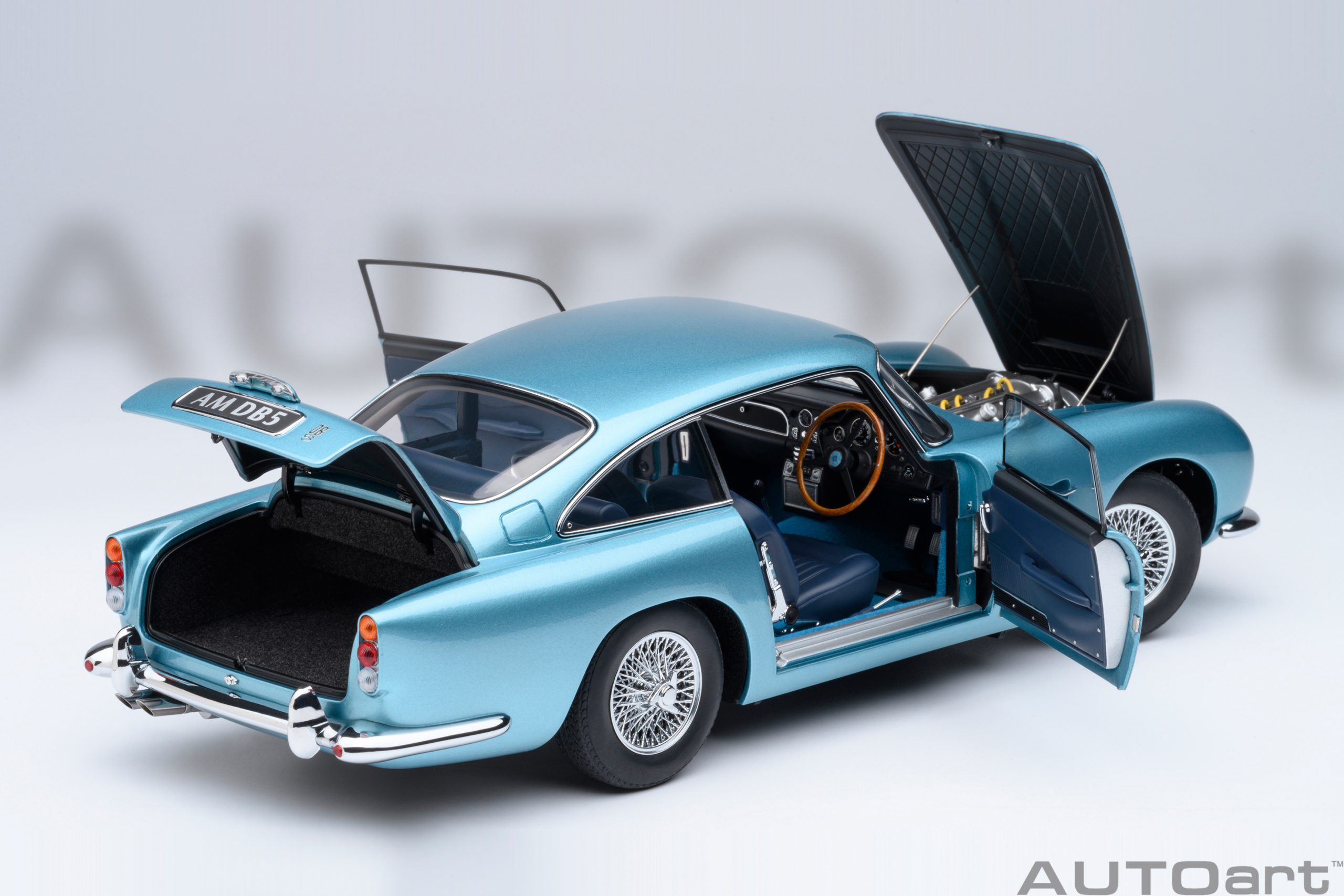 1/18 AUTOart 1963 Aston Martin DB5 ポンドカー 1/18 AUTOart 1963 Aston Martin DB5 (Red) - LIVECARMODEL.com