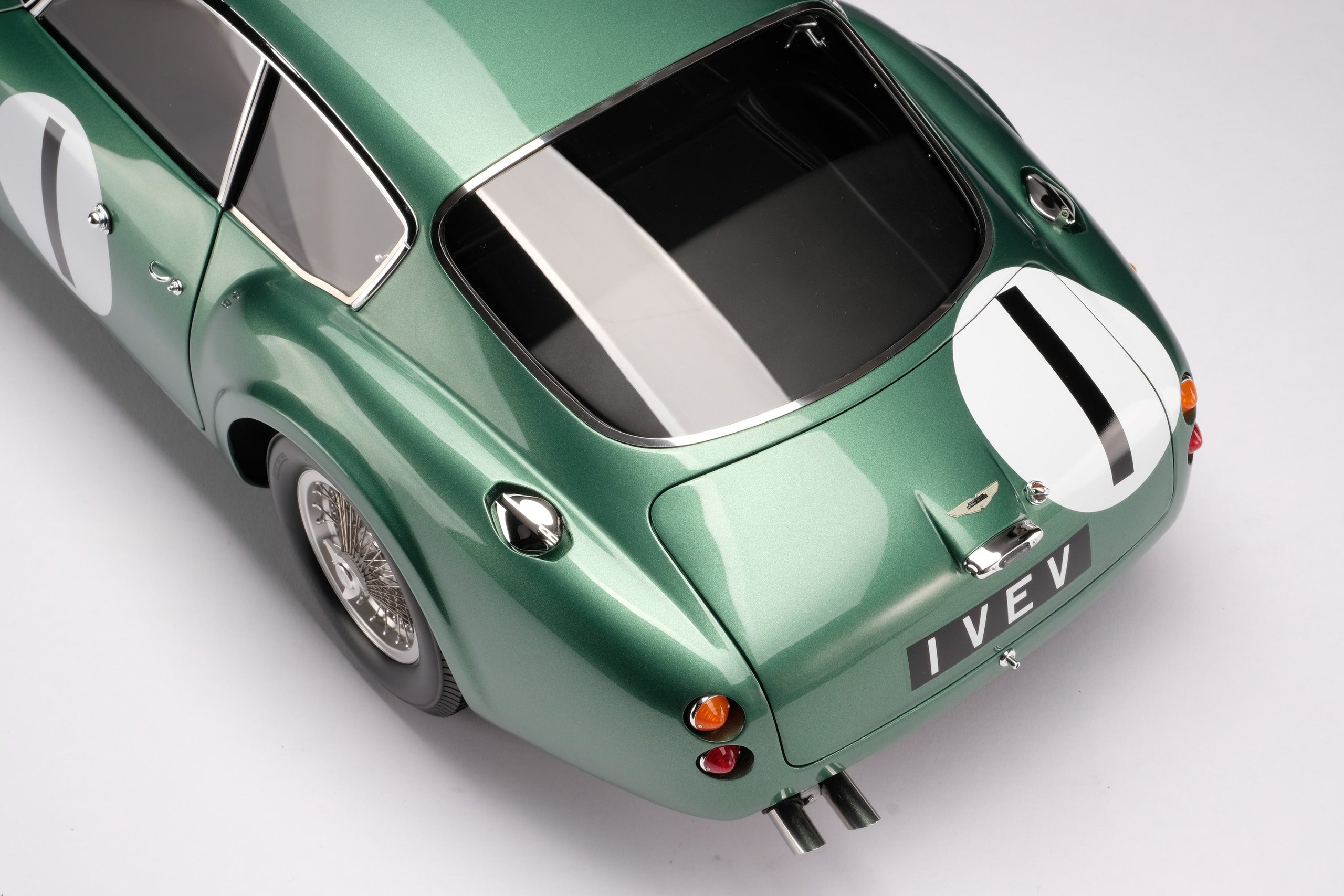 1961 ASTON MARTIN DB4 GT ZAGATO in 1:8 scale by Amalgam
