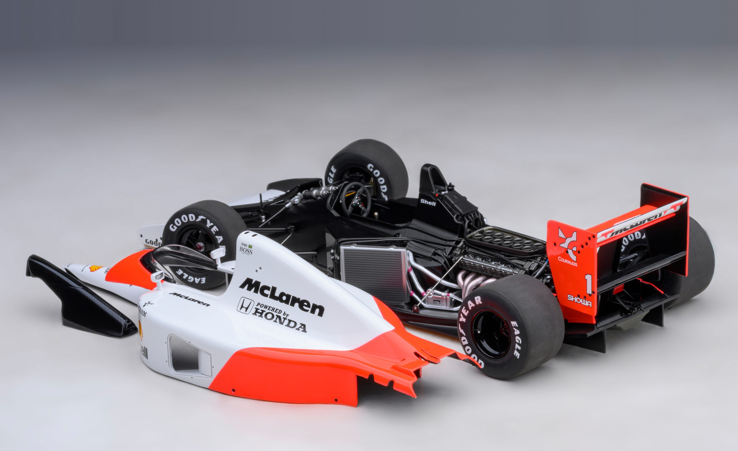 1/18 AUTOart 1991 McLaren Honda MP4/6 Japanese GP with