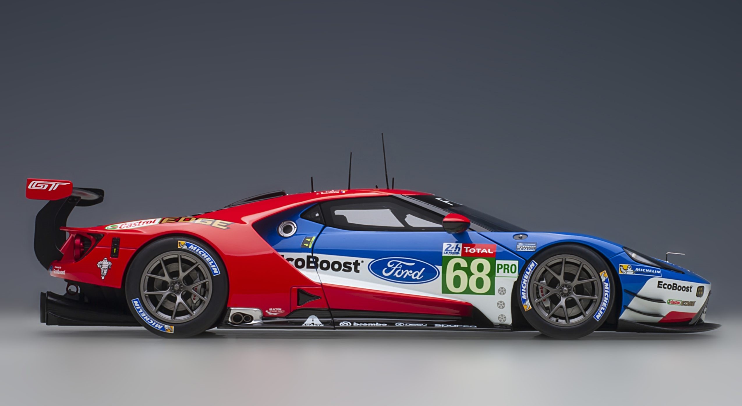 Ford GT GTE Pro Le Mans 24h 2019 #68 in 1:18 scale by AUTOart