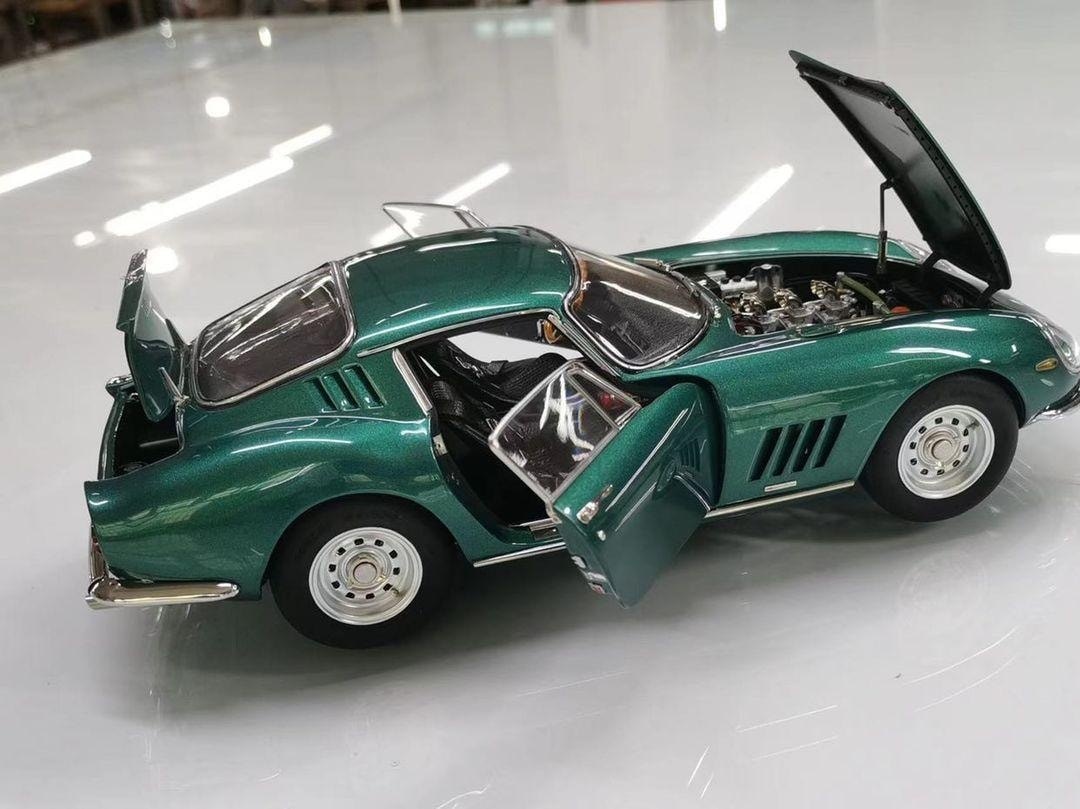 Ferrari 275 GTB/C Verde Pino (Pine Green) Metallic 1:18