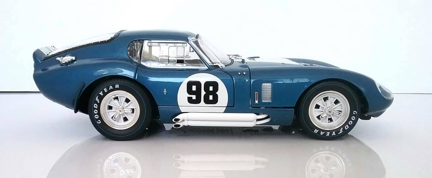 Shelby Cobra Daytona Coupe '65 #98 in 1:18 scale by Shelby