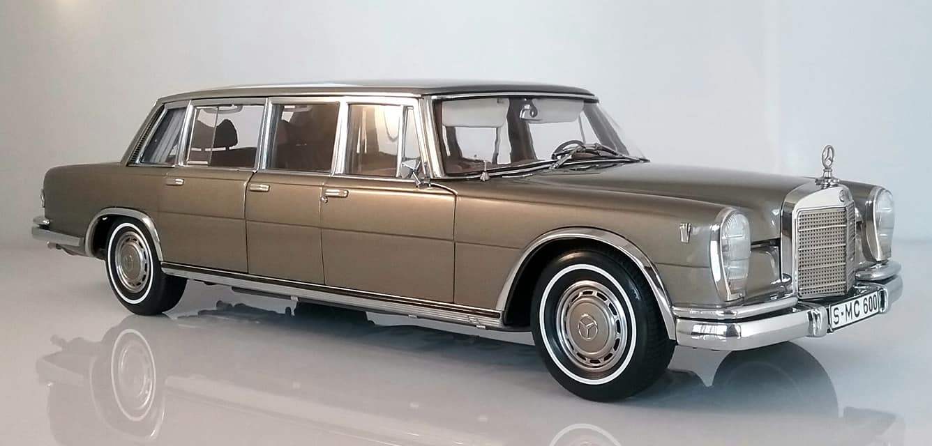 Mercedes-Benz 600 Pullman (W100) Limousine with sunroof in 1:18