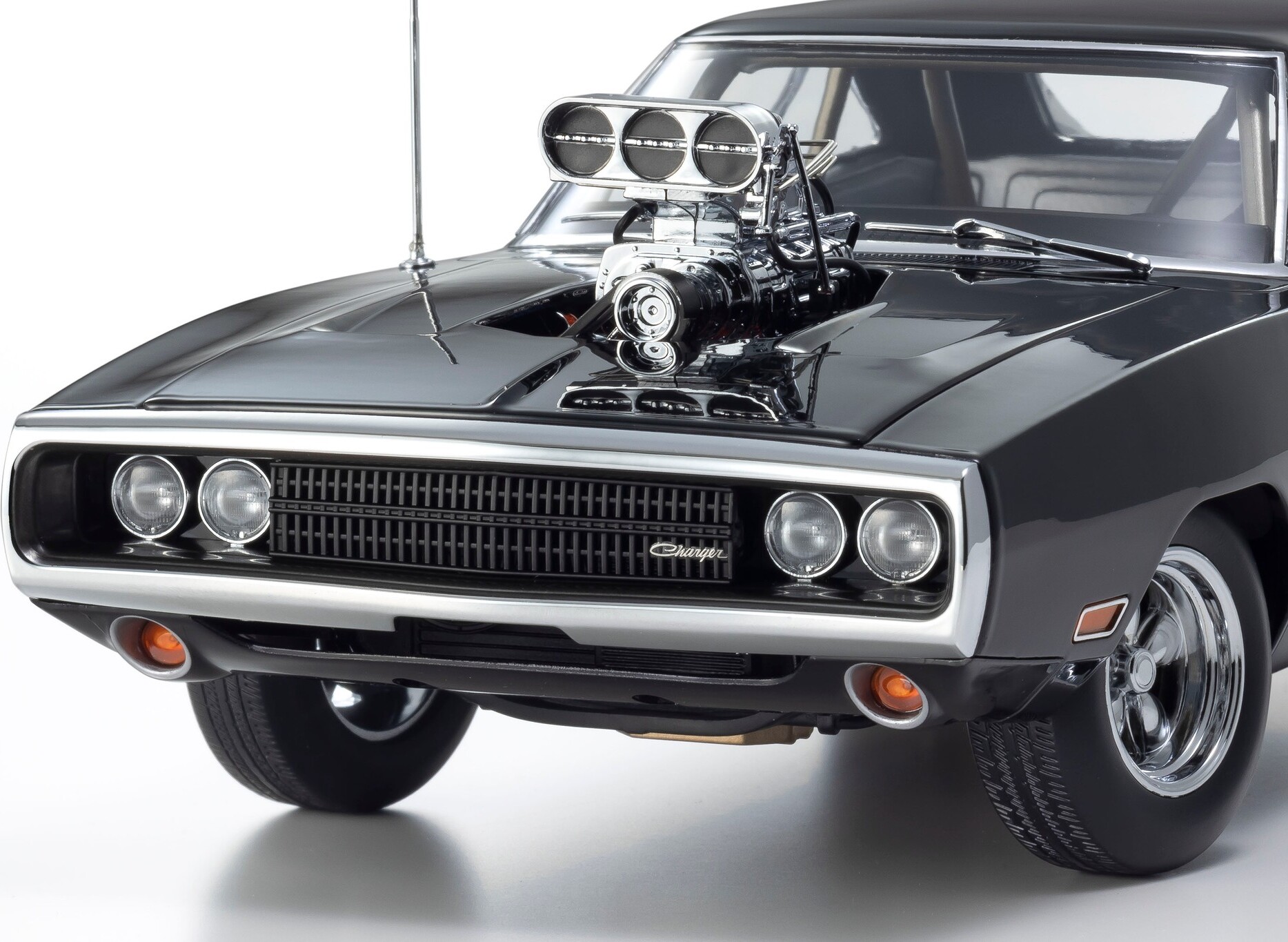 ミニカー FAST& FURIOUS 1970 DODGE CHARGER 1/18 1970 Dodge Charger R/T - Dom's Charger - The Fast And The Furious