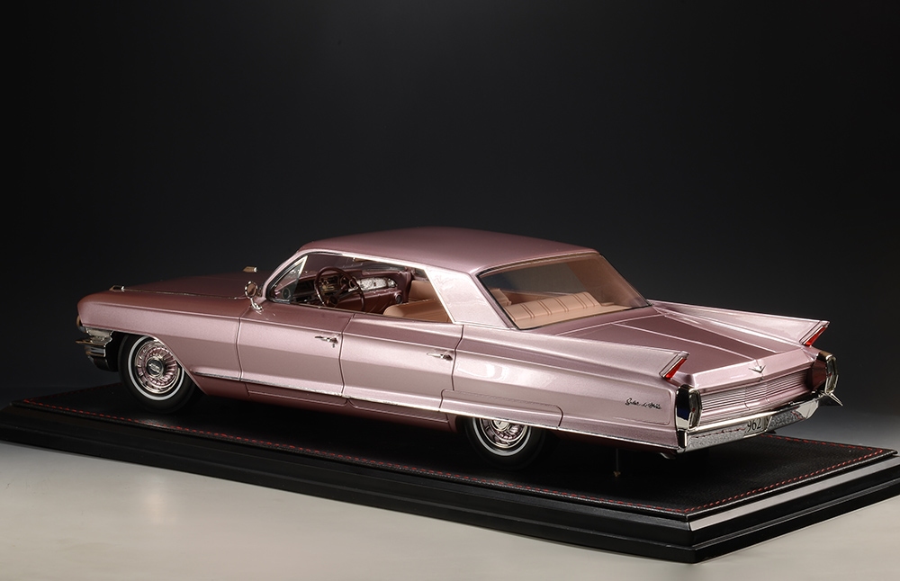 1962 Cadillac Sedan de Ville Heather Metallic in 1:18 by Stamp Models