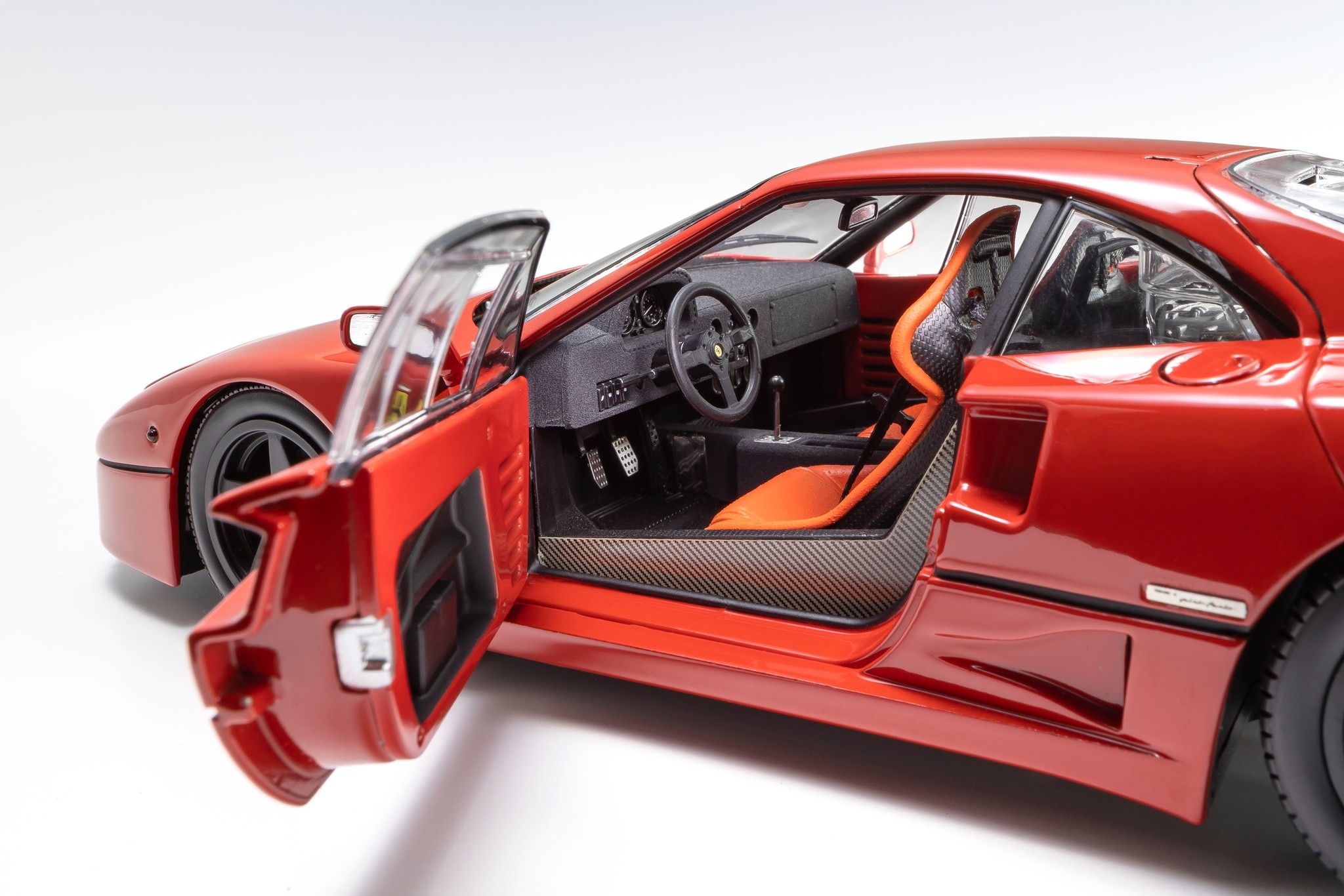 kyosho Ferrari F40 ミニカー 1/18 ライトウェイト 1/18 Kyosho Ferrari F40 Lightweight Red Rosso Corso Diecast Car