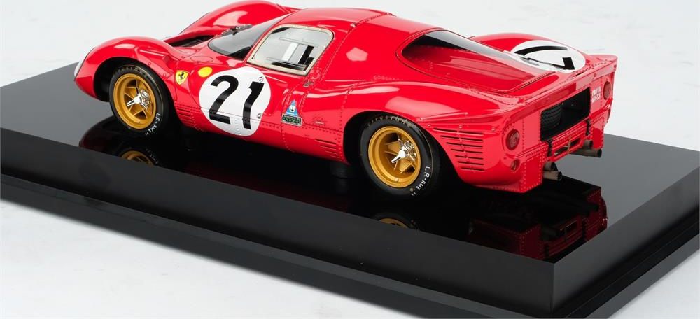 Ferrari 330 P4 in 1:18 Scale by Amalgam by Amalgam