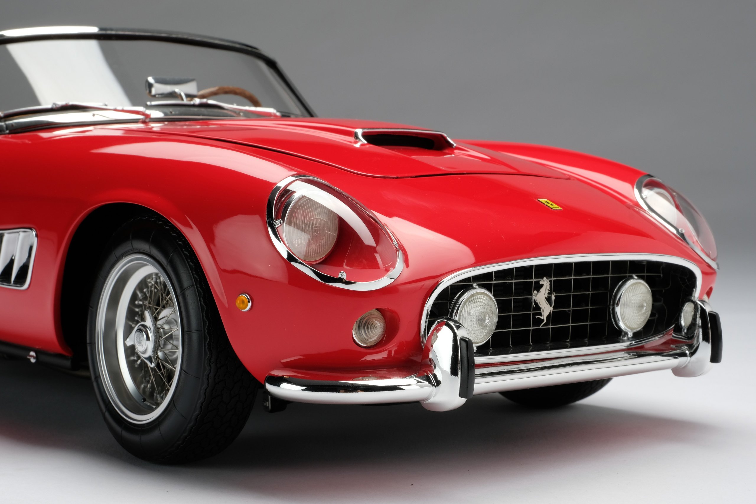 1960 FERRARI 250 GT CALIFORNIA SPYDER SWB in 1:8 scale by Amalgam