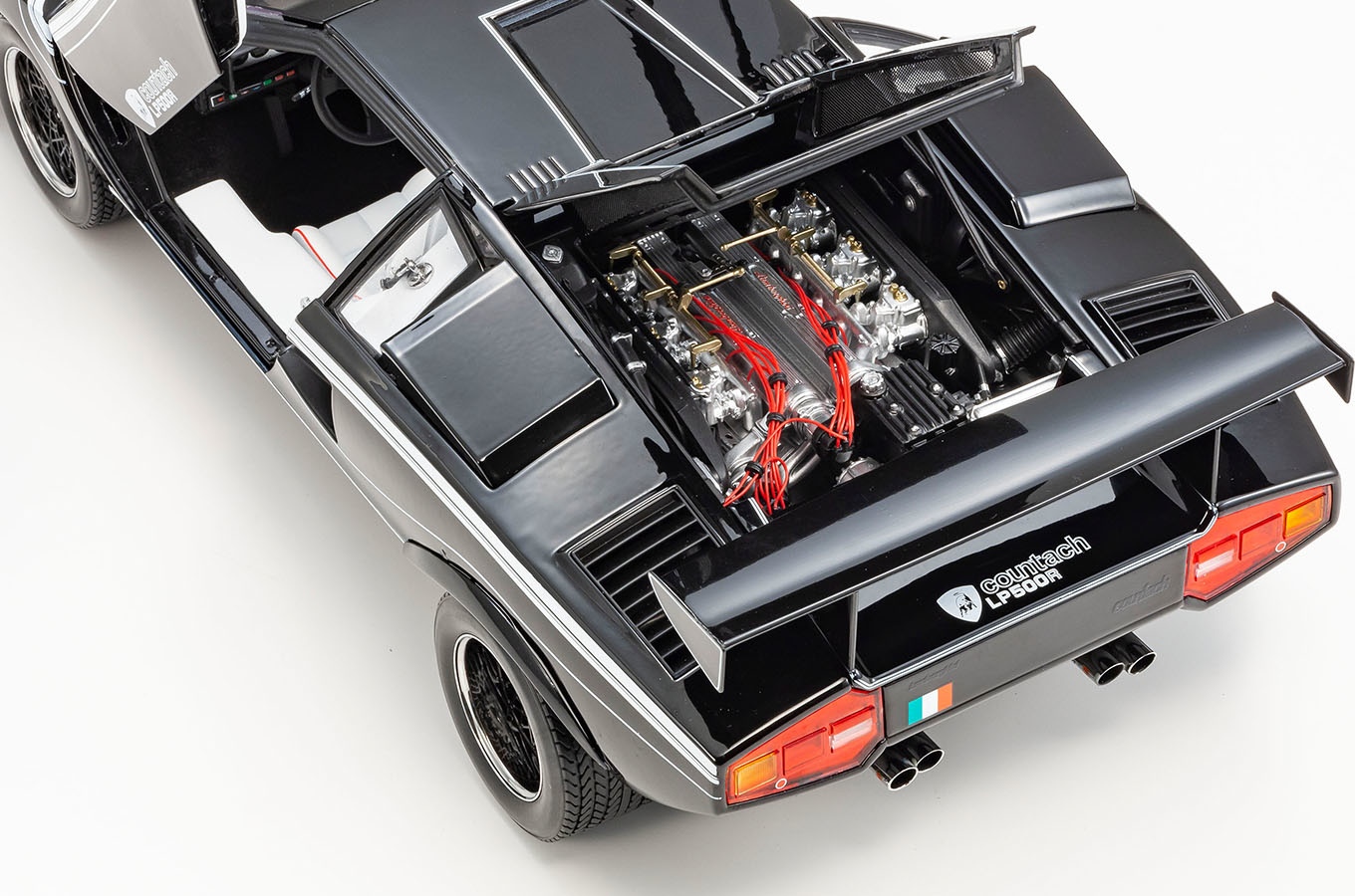 COUNTACH LP500R in 112 scale by Kyosho Diecast Models