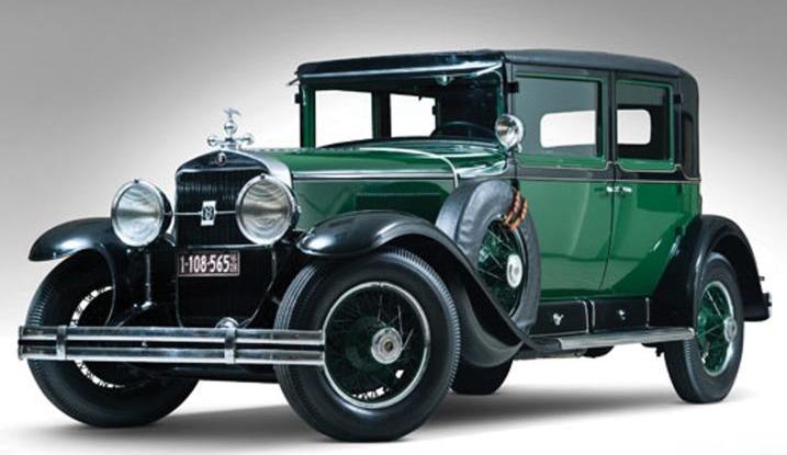 capone Al Capone's Armored 1928 Cadillac 341A Town 1:18