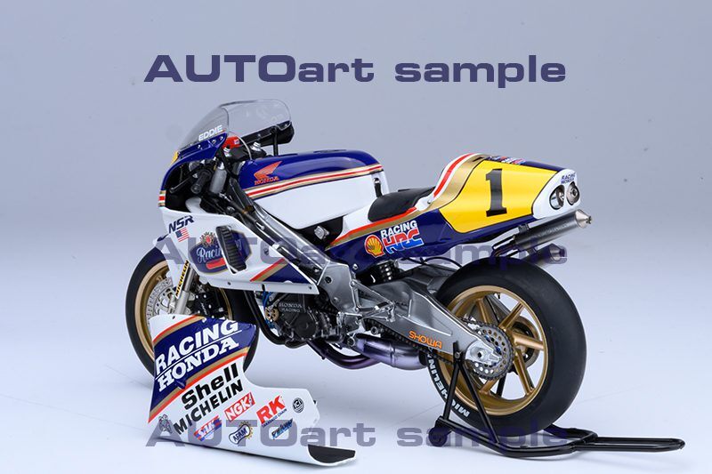 1989 Honda NSR500 WGP500 #1 in 1:12 scale by AUTOart