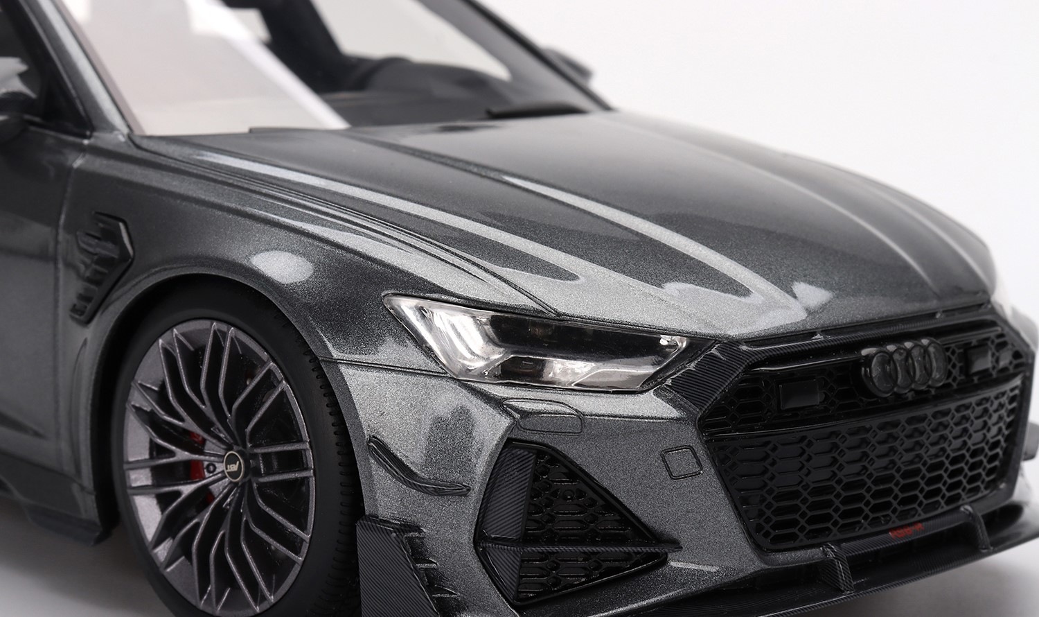 1/18 アウディ　アプト　RS6-R グレー Audi ABT RS6-R Daytona Grey in 1:18 scale by Topspeed