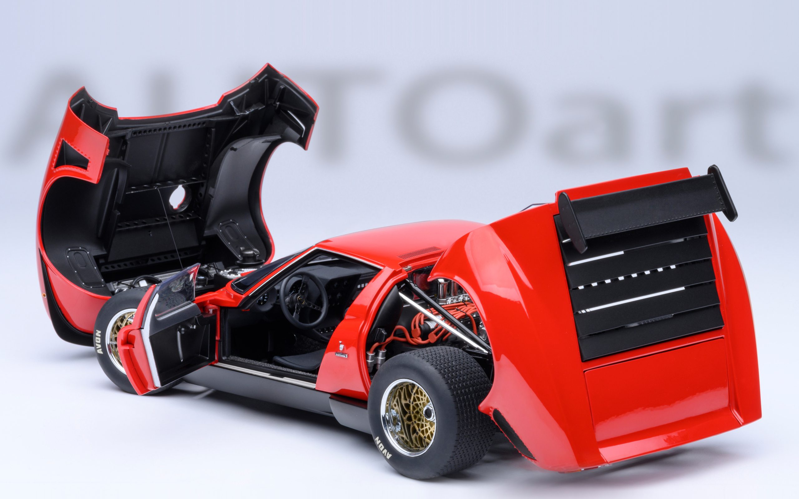 Lamborghini Miura JOTA SVR Red in 1:18 scale by AUTOart