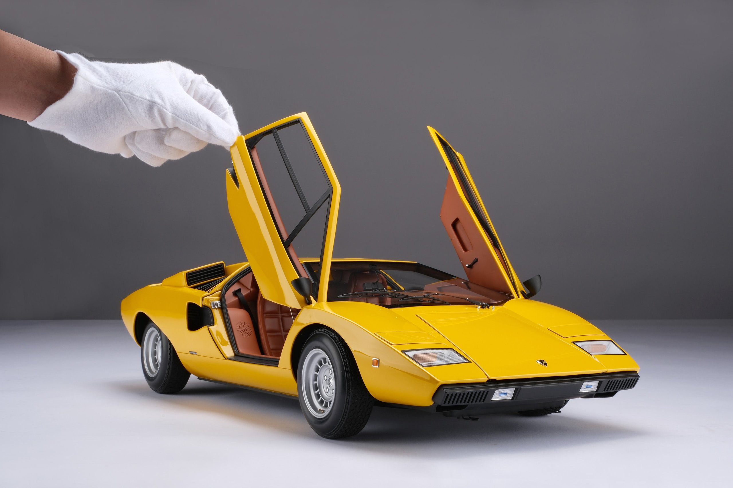 1974 Lamborghini Countach LP400 Yellow in 1:8 scale by Amalgam