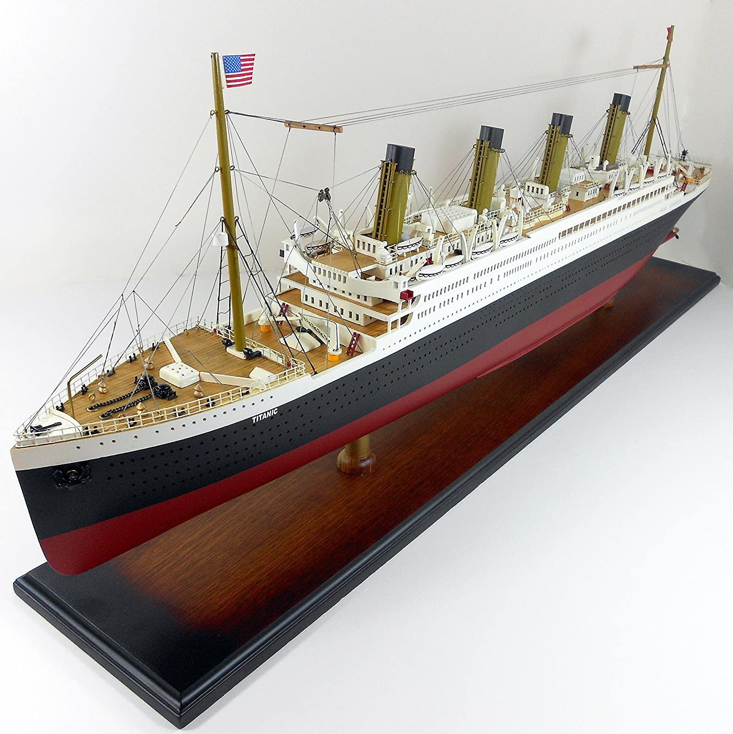 Large RMS Titanic Ship by Authentic Models by Authentic Models