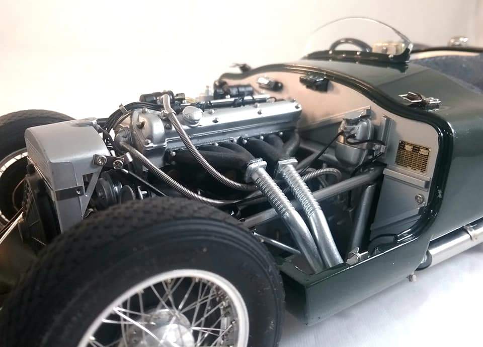 CMC Jaguar C-Type 1952 - Édition British Racing Green - Collection 1/18
