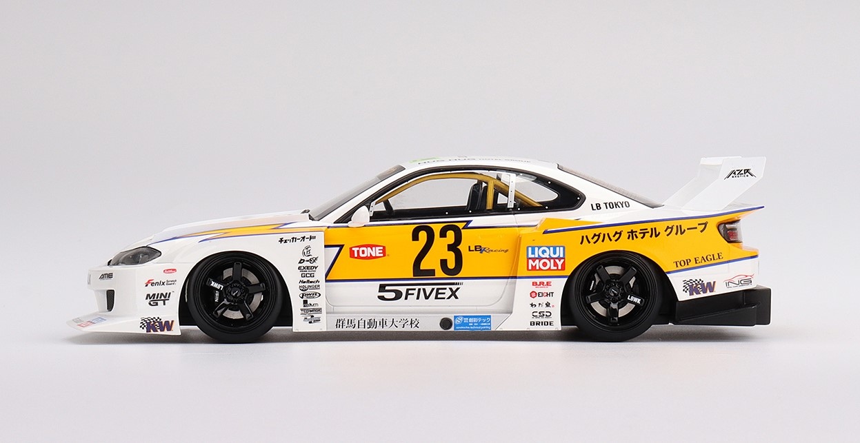 LB-Super Silhouette Nissan S15 SILVIA Presentation in 1:18 scale by