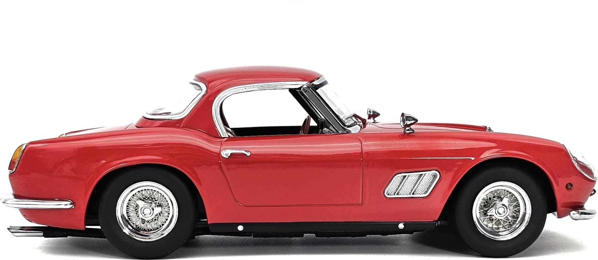 1960 Ferrari 250 GT California Spyder Red in 1:18 scale by KK Diecast