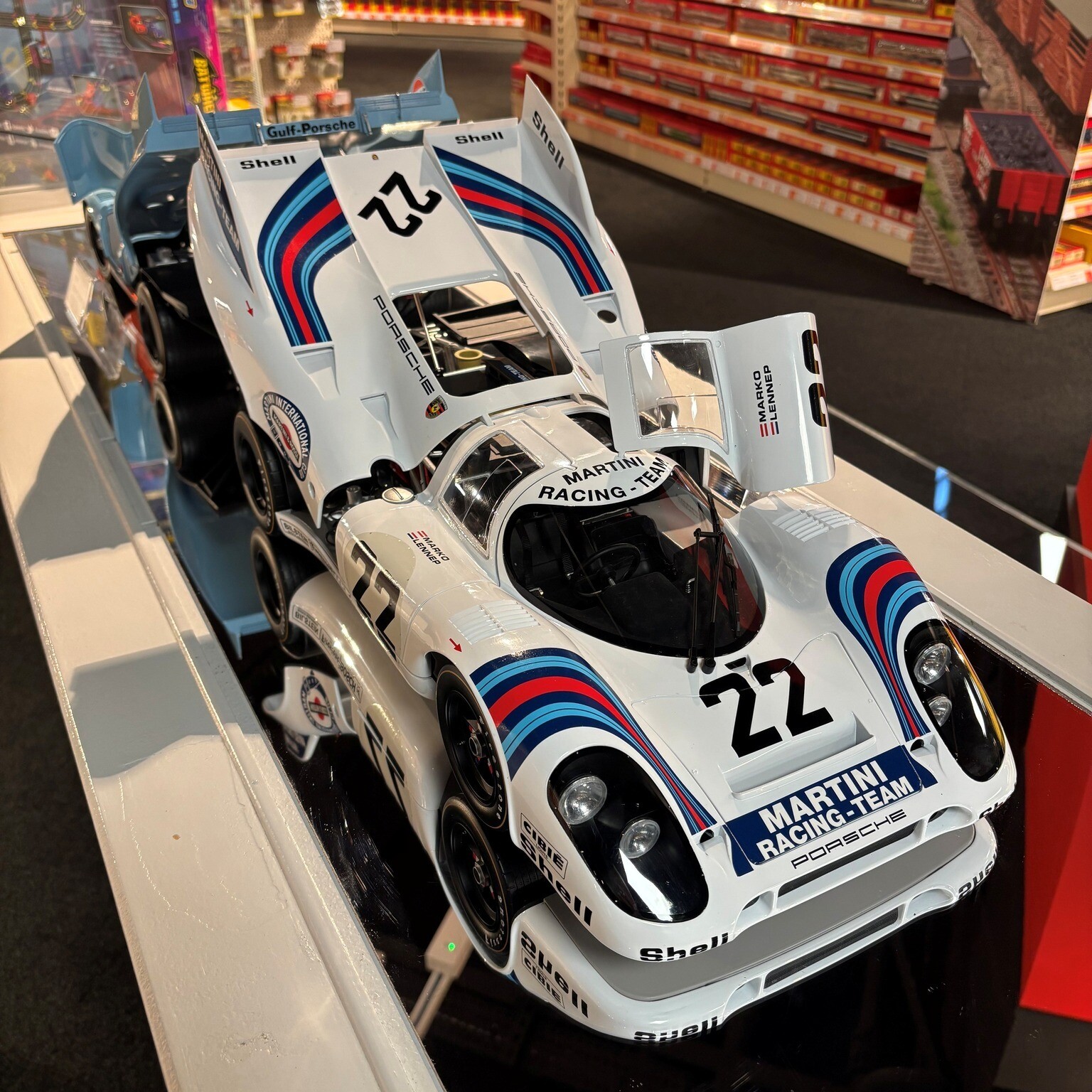 Porsche 917K 4.9L Team Martini Racing #22 Winner 1:8