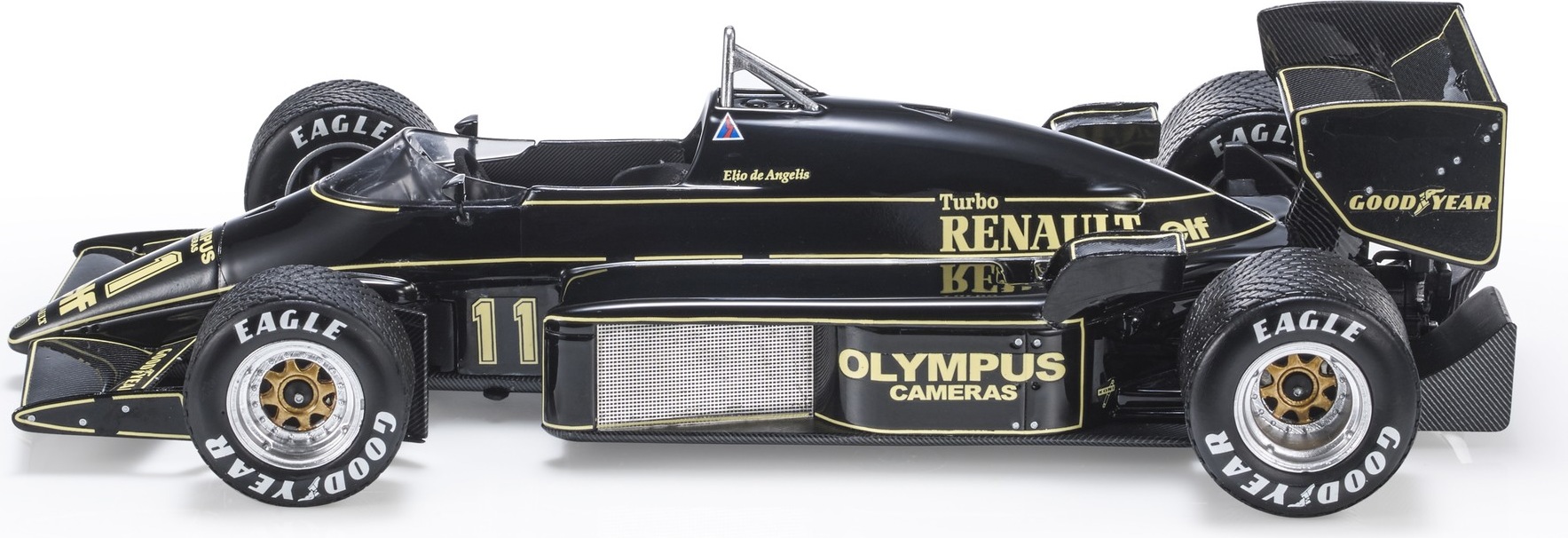 1985 LOTUS RENAULT 97T Elio de Angelis w/ Display Case 1:18
