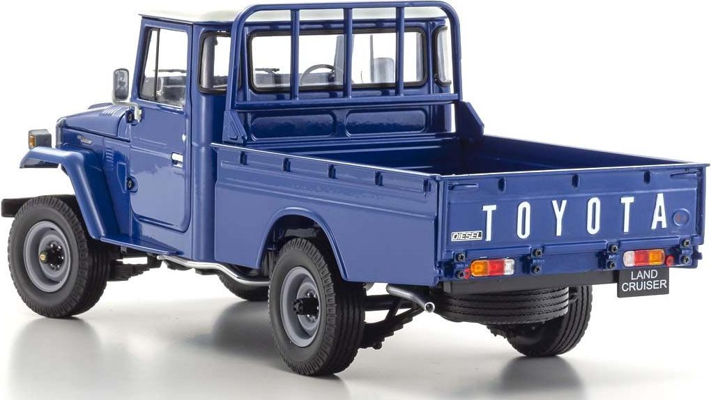 TOYOTA LAND CRUISER 40 PICKUP in 118 scale by Kyosho by Kyosho Diecast