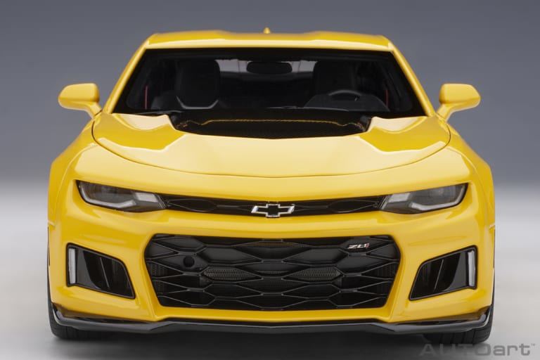 Autoart Chevrolet Camaro ZL1 2017 Bright Yellow in 1/18