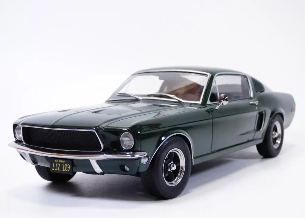 1968 Ford Mustang GT Fastback Coupe Steve McQueen 1:18