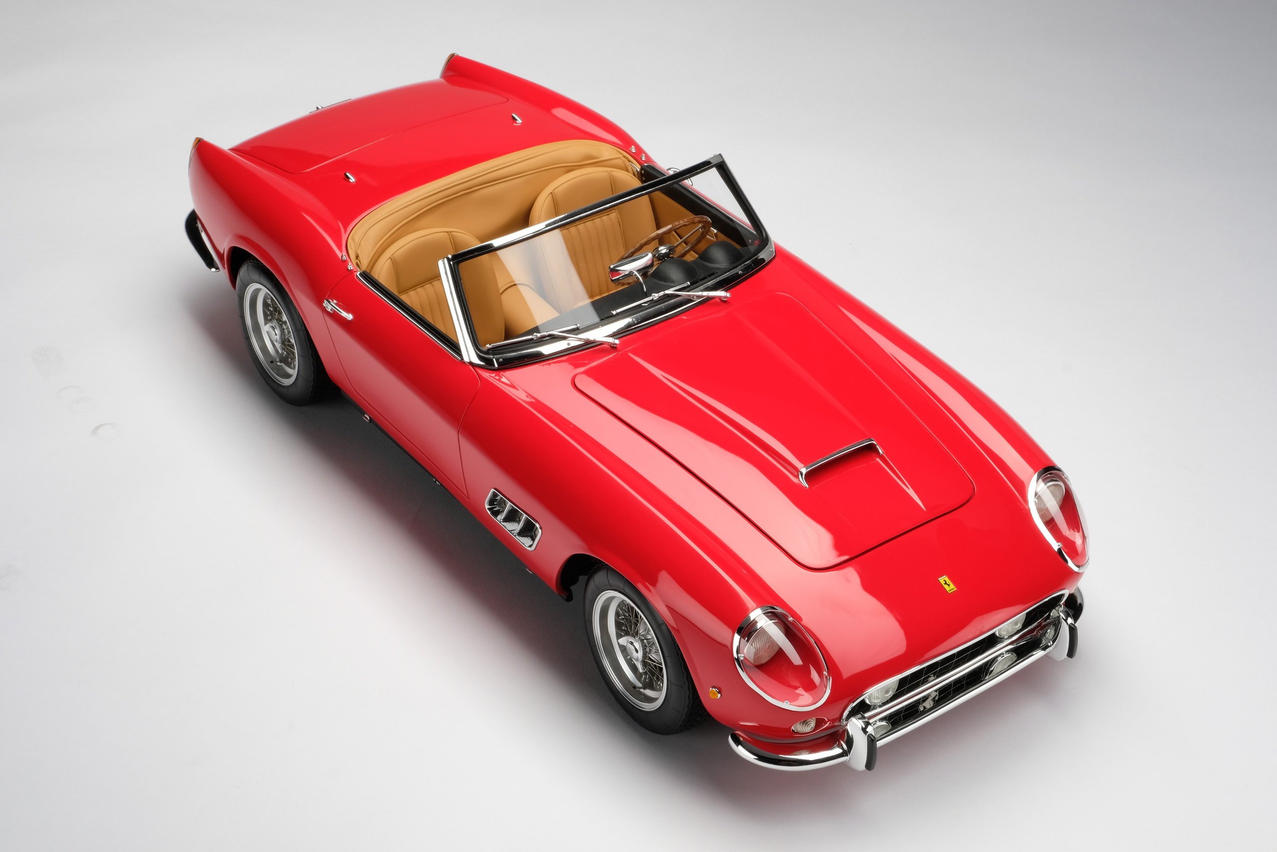 1960 FERRARI 250 GT CALIFORNIA SPYDER SWB in 1:8 scale by